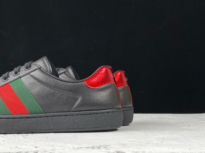 GUCC Ace Leather Sneaker 386750 02JR0 1078