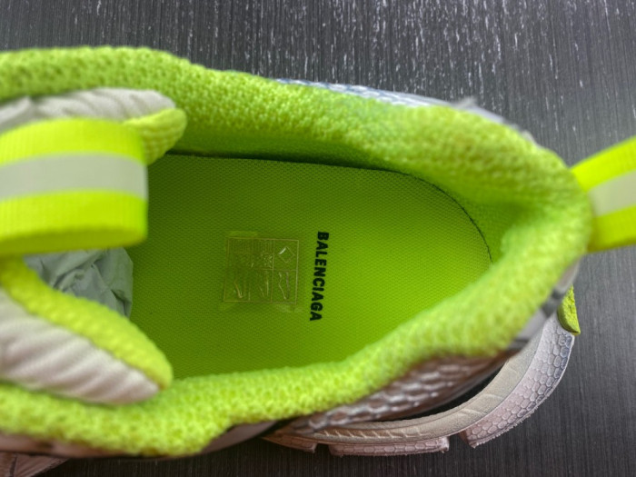 Ba*len*cia*ga phantom sneaker 744734 w3xl6 9031