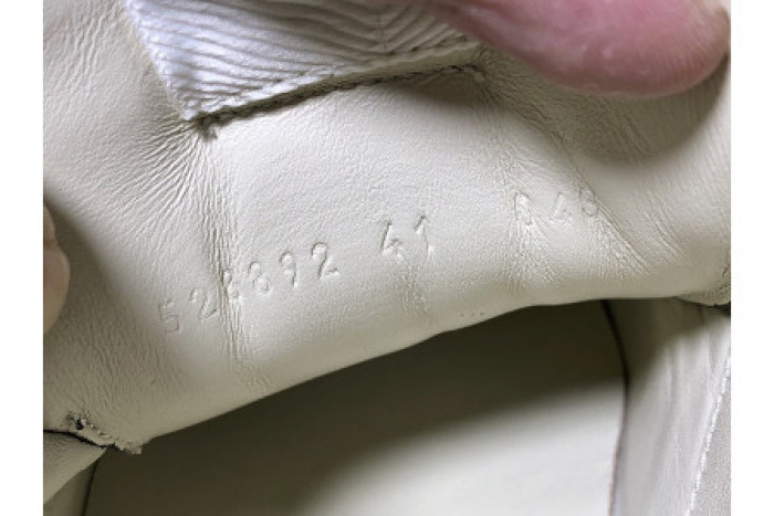 GUCC 2019 SS SNEAKERS 548637 DRW00 1000