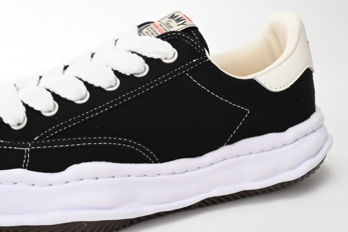 MIHARA YASUHIRO Black And White MMY-026