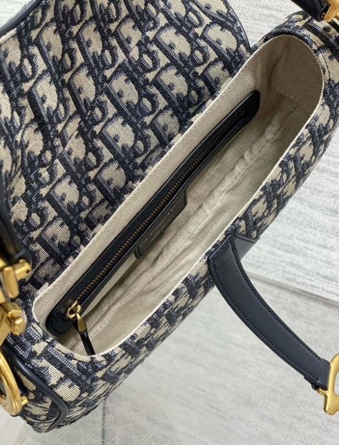 Dior saddle Oblique