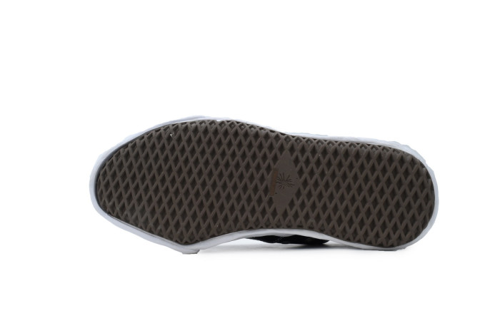 MIHARA YASUHIRO Black and White 0528