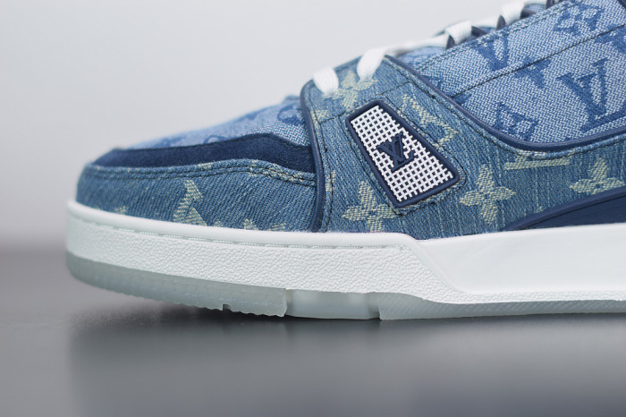 B00B7 Loui Vuitto FRONTROW SNEAKER LOW